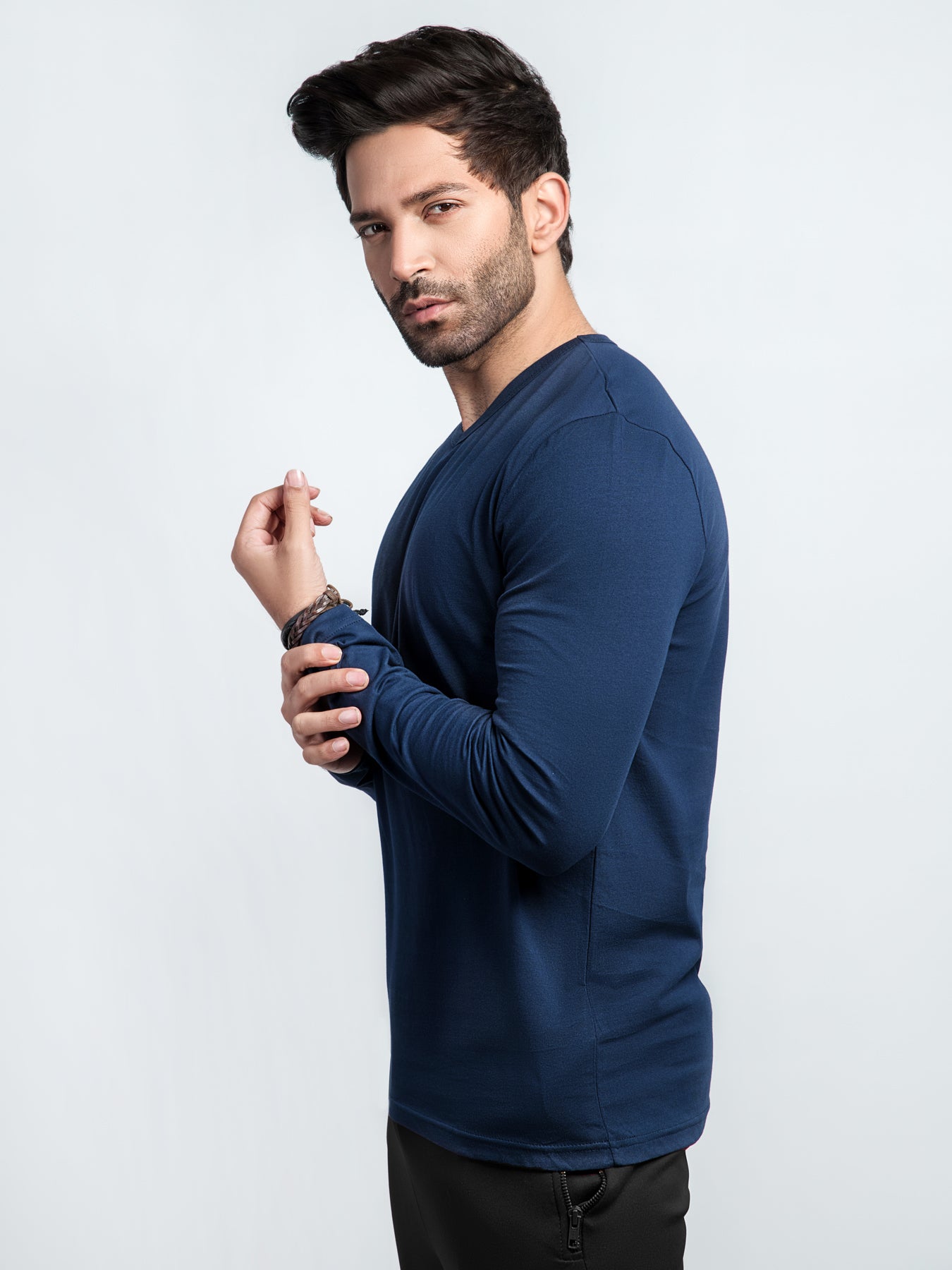 Men V Neck Long Sleeve Tee
